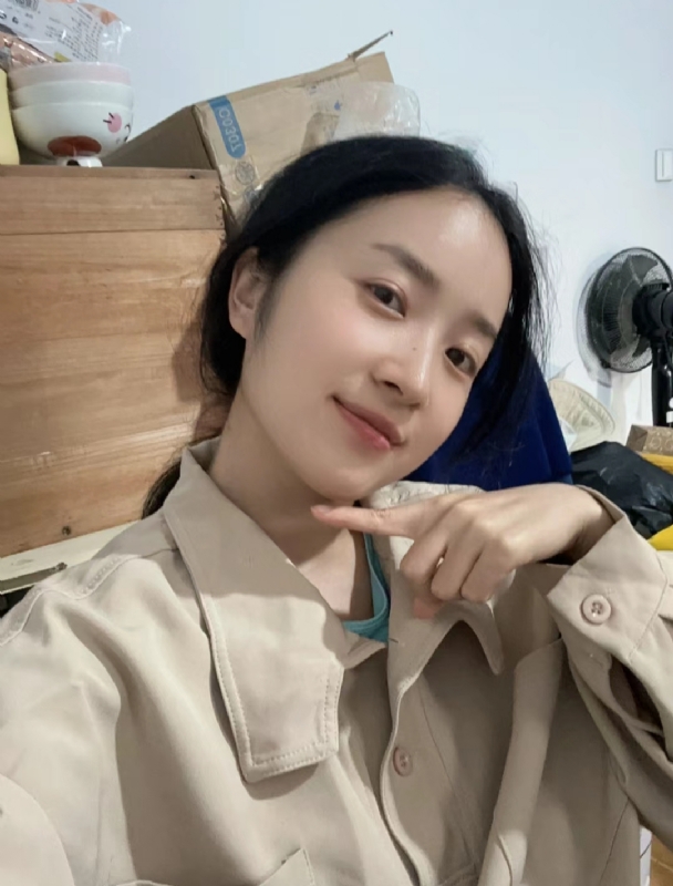 多喝热水的第二张照片--乌鲁木齐相亲服务中心