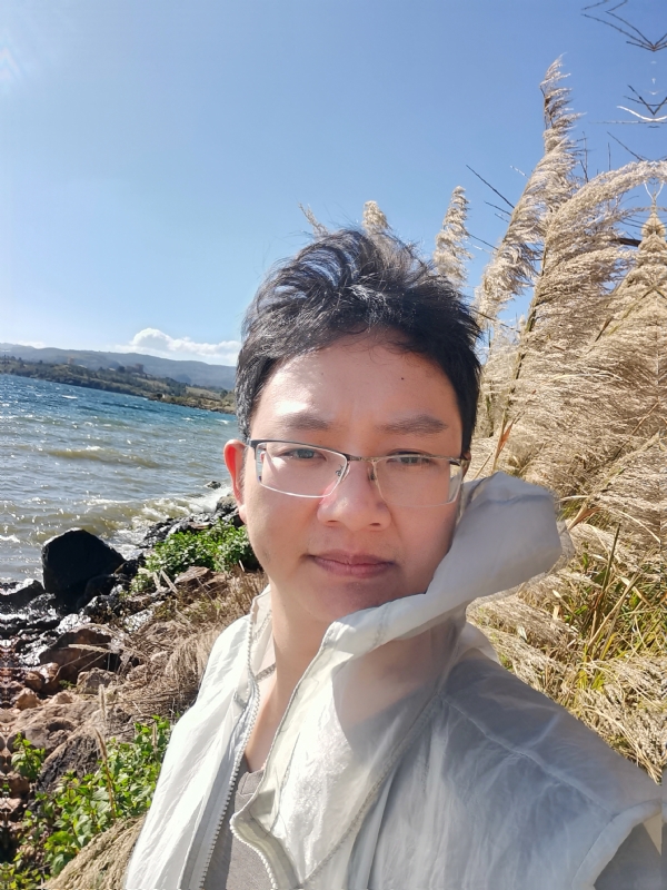 梅安歌的第一张照片--乌鲁木齐相亲服务中心