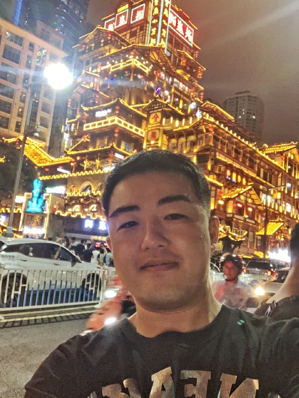 钢铁侠的第一张照片--乌鲁木齐相亲服务中心