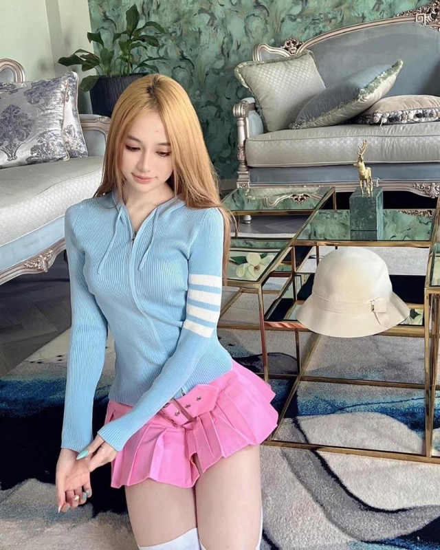 Sandy的第一张照片--乌鲁木齐相亲服务中心