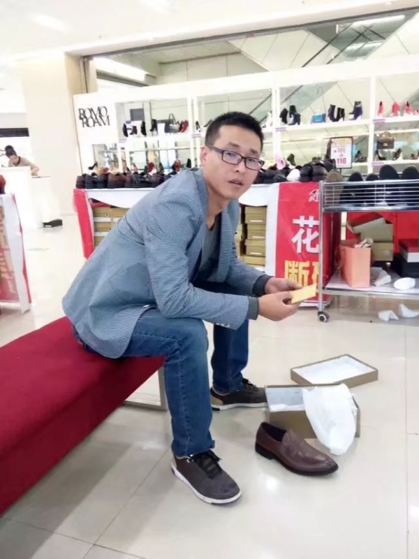 借我你的手的第一张照片--乌鲁木齐相亲服务中心