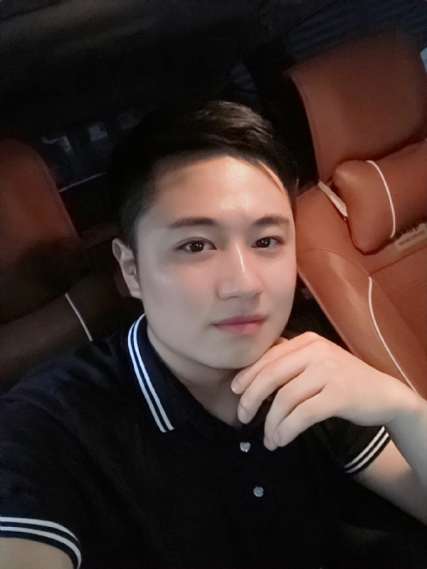 生活再继续的第一张照片--乌鲁木齐相亲服务中心