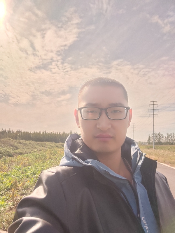 温暖胸膛的第一张照片--乌鲁木齐相亲服务中心