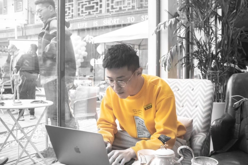 柒雅的第一张照片--乌鲁木齐相亲服务中心