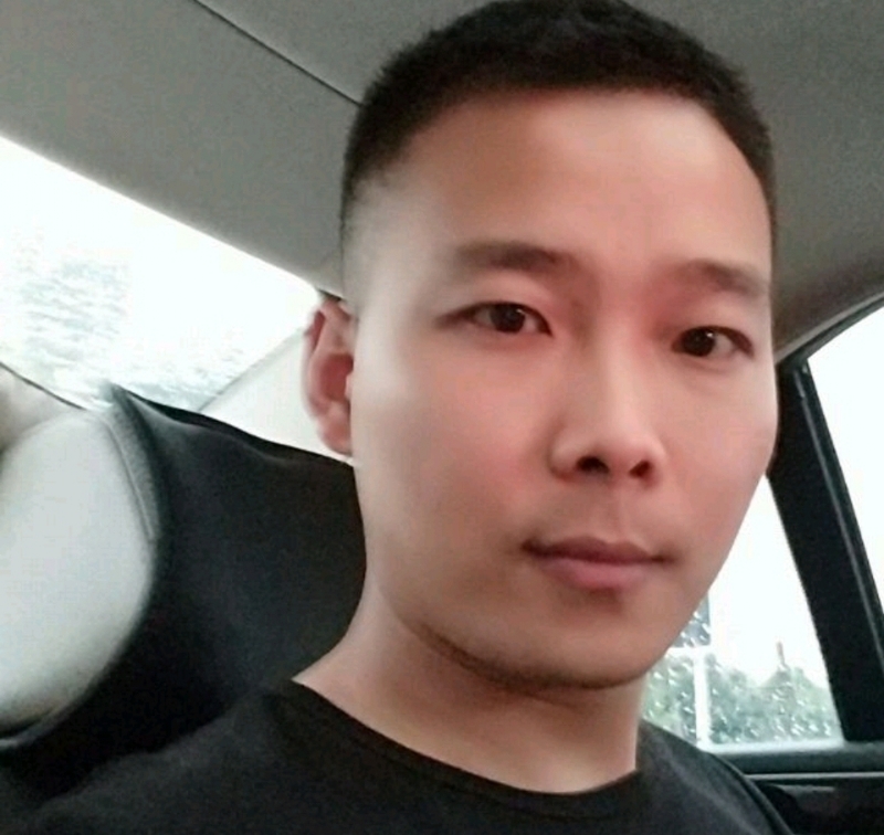 李先生的第二张照片--乌鲁木齐相亲服务中心