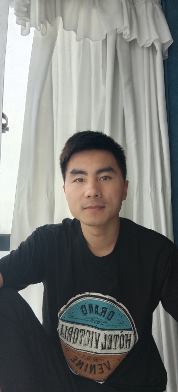 叶秋的第一张照片--乌鲁木齐相亲服务中心