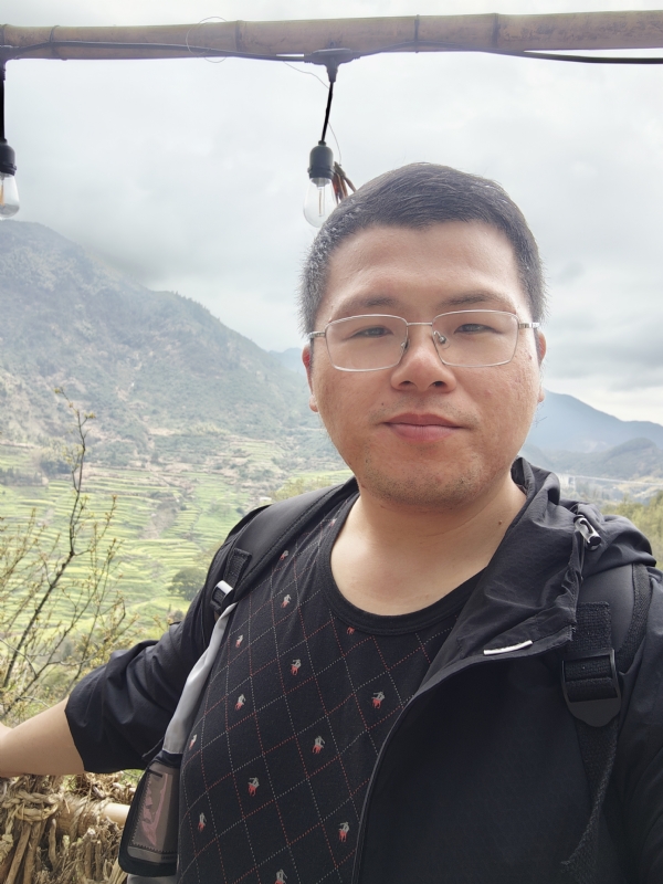 青山的第三张照片--乌鲁木齐相亲服务中心