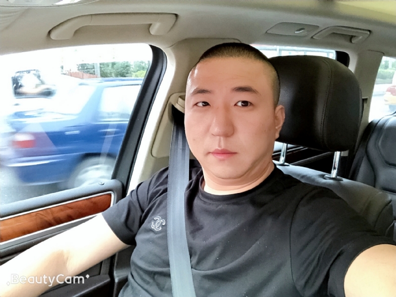 路人甲的第一张照片--乌鲁木齐相亲服务中心