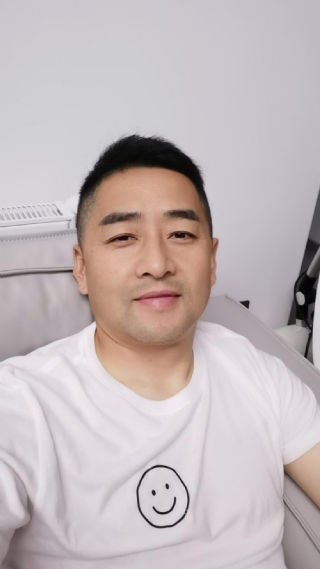 向阳而生的第一张照片--乌鲁木齐相亲服务中心