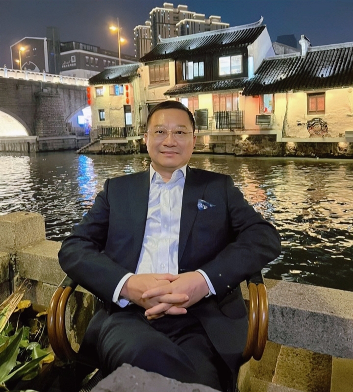伴你一生的第一张照片--乌鲁木齐相亲服务中心