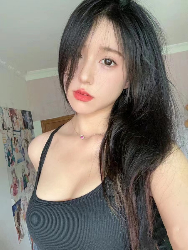 你的学妹的第四张照片--乌鲁木齐相亲服务中心