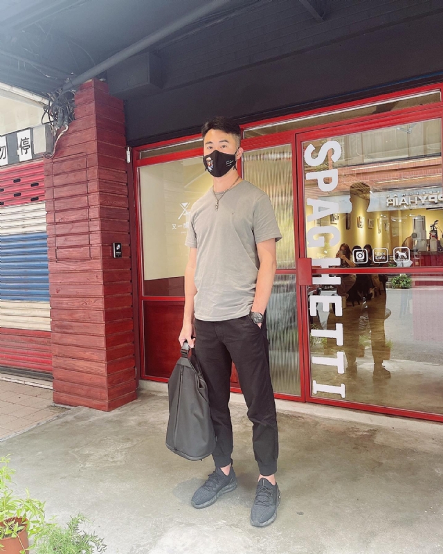 酒商安迪的第一张照片--乌鲁木齐相亲服务中心