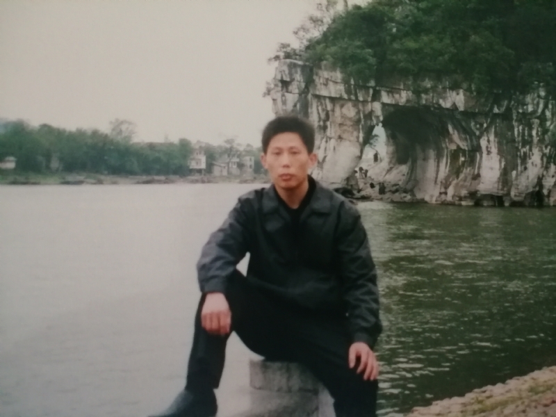 庸人自扰的第一张照片--乌鲁木齐相亲服务中心