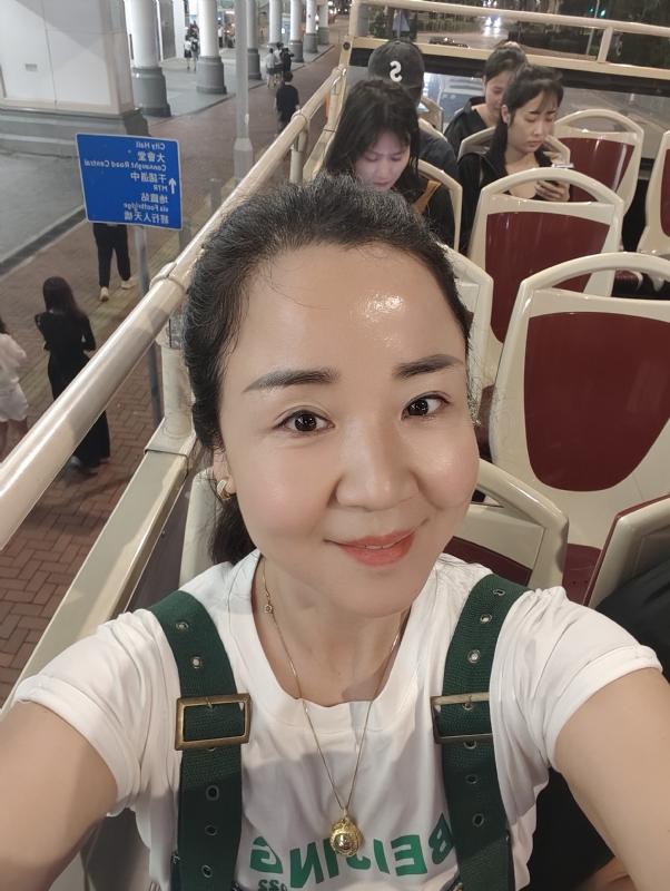燕子的第一张照片--乌鲁木齐相亲服务中心