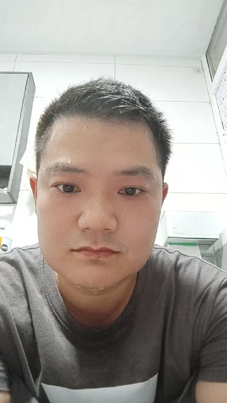 皓月当空的第一张照片--乌鲁木齐相亲服务中心