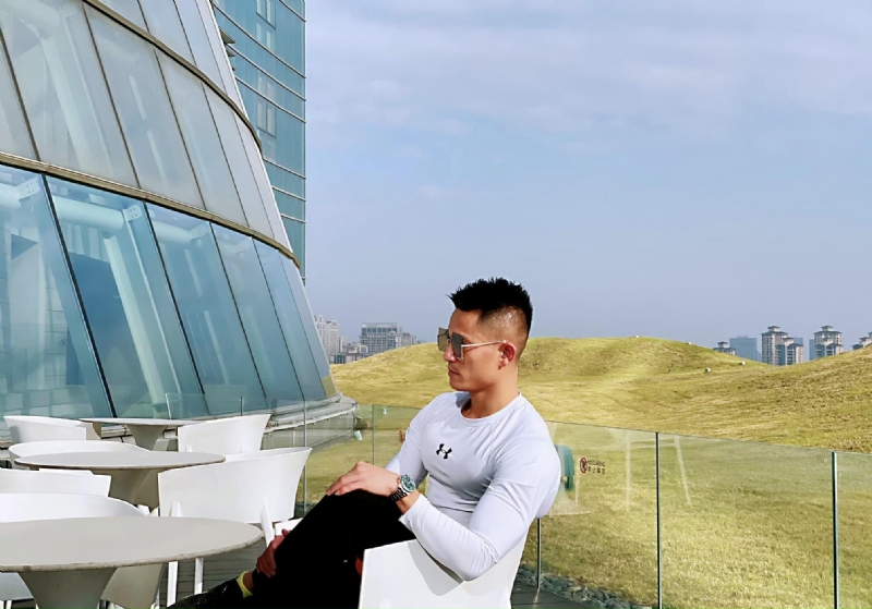 保家卫国的第二张照片--乌鲁木齐相亲服务中心