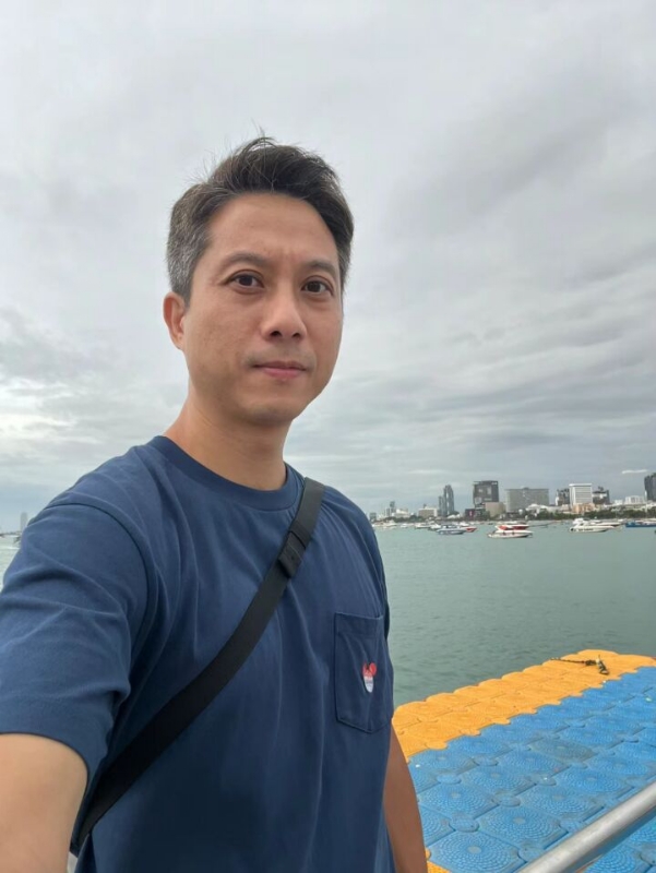 戍边的第一张照片--乌鲁木齐相亲服务中心
