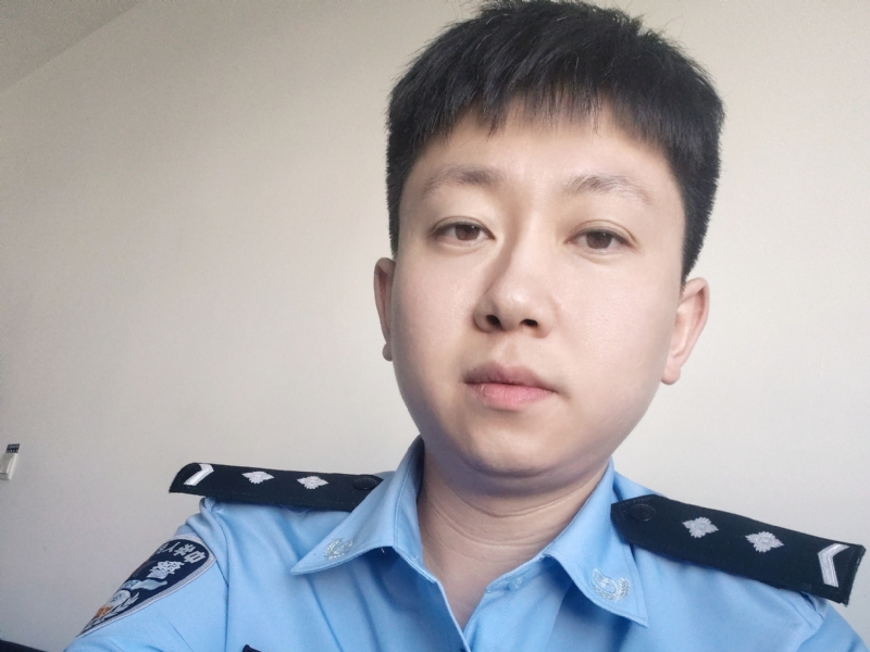 峻仔的第一张照片--乌鲁木齐相亲服务中心