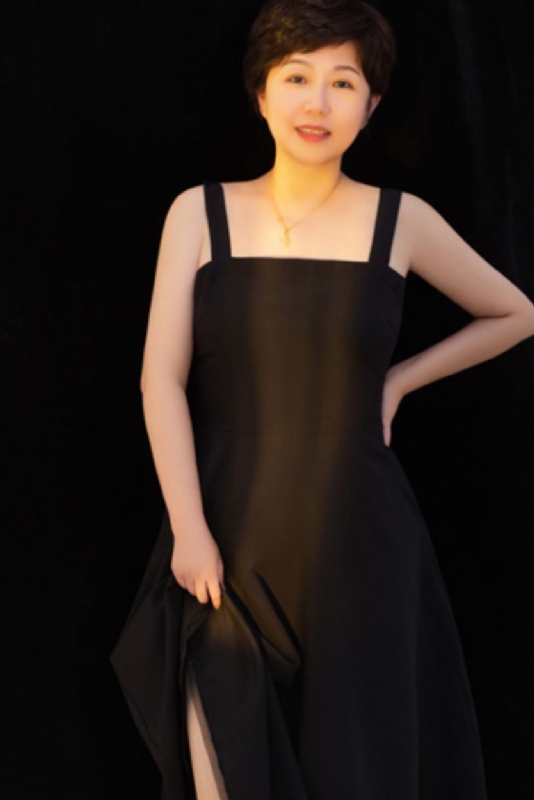 阿娜的第一张照片--乌鲁木齐相亲服务中心