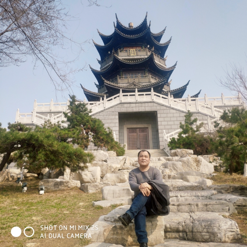 离群的羊的第一张照片--乌鲁木齐相亲服务中心