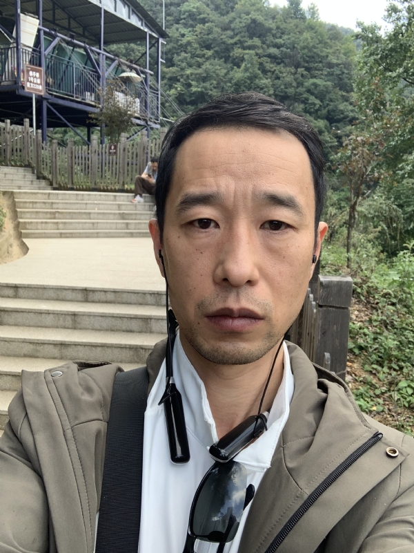小林的第二张照片--乌鲁木齐相亲服务中心
