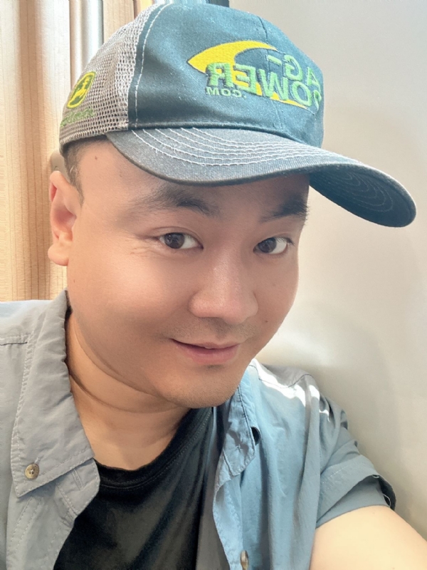 冰的第二张照片--乌鲁木齐相亲服务中心