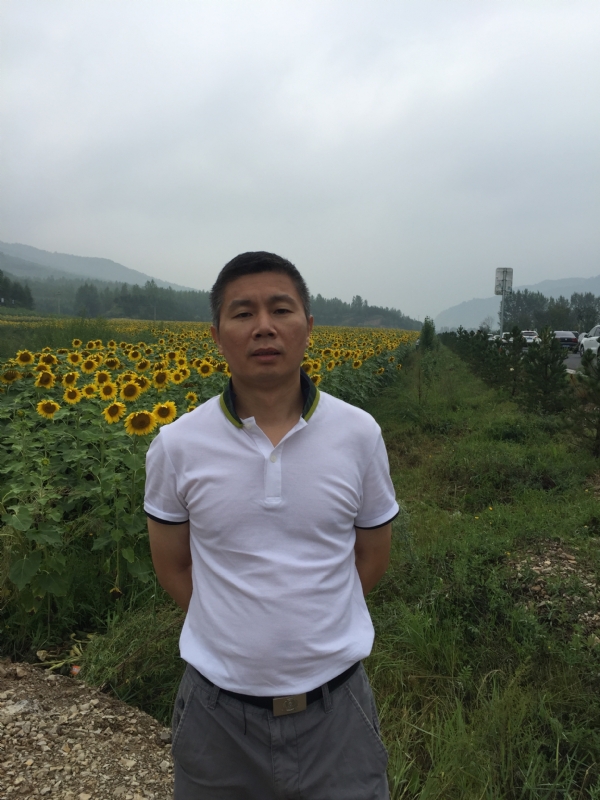 爱拼才会赢的大叔的第二张照片--乌鲁木齐相亲服务中心