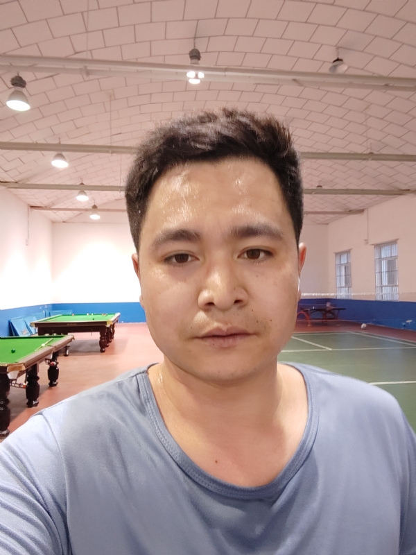 苏先生的第一张照片--乌鲁木齐相亲服务中心