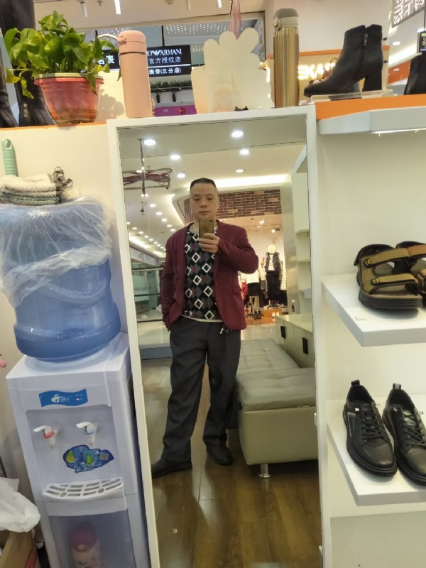 真诚征婚的第四张照片--乌鲁木齐相亲服务中心