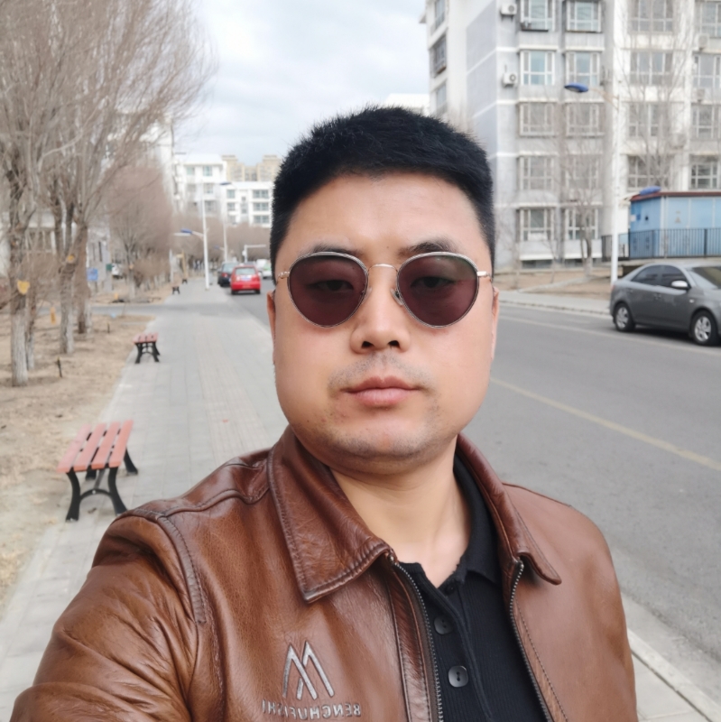 月下听风的第一张照片--乌鲁木齐相亲服务中心