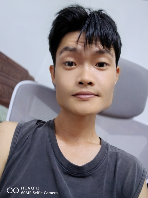 小林的第一张照片--乌鲁木齐相亲服务中心