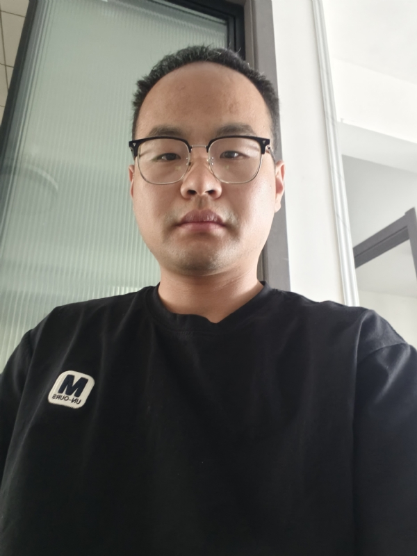 金峰的第一张照片--乌鲁木齐相亲服务中心
