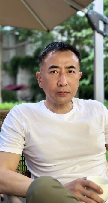 厚德载福的第一张照片--乌鲁木齐相亲服务中心