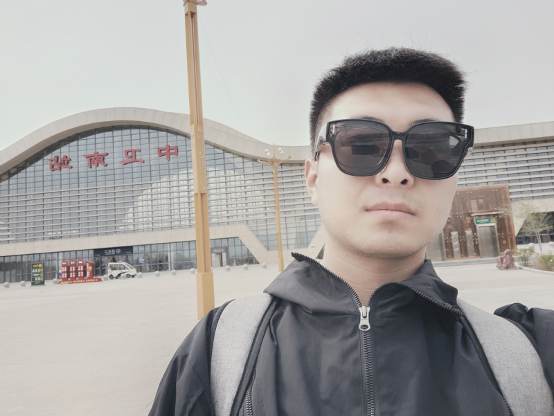 起因的第一张照片--乌鲁木齐相亲服务中心