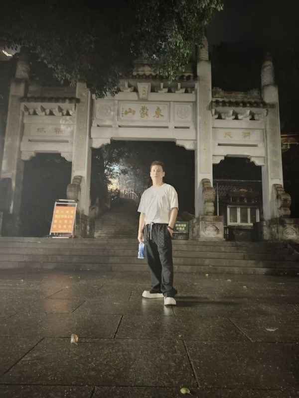 慕晨的第一张照片--乌鲁木齐相亲服务中心