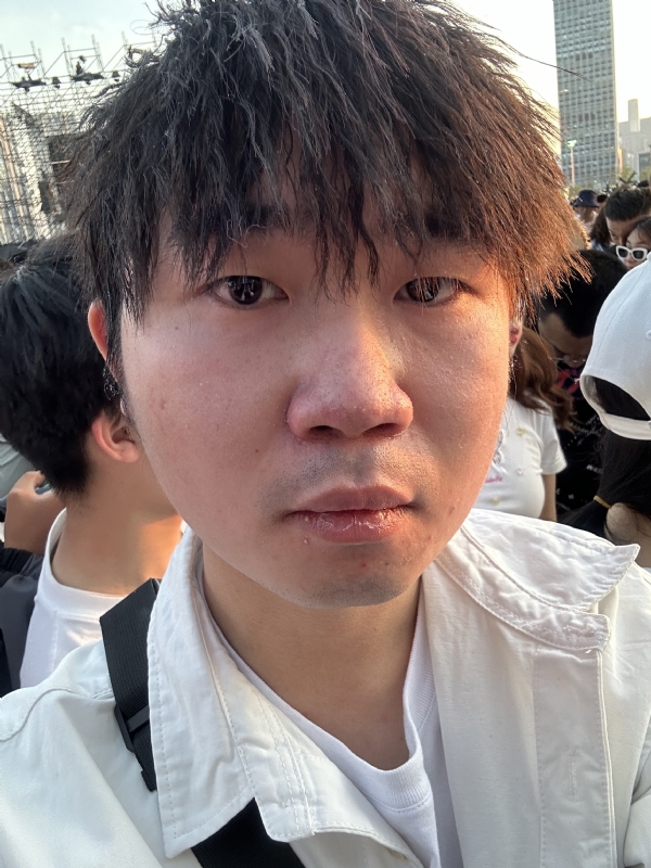 会修电脑的小杨的第一张照片--乌鲁木齐相亲服务中心