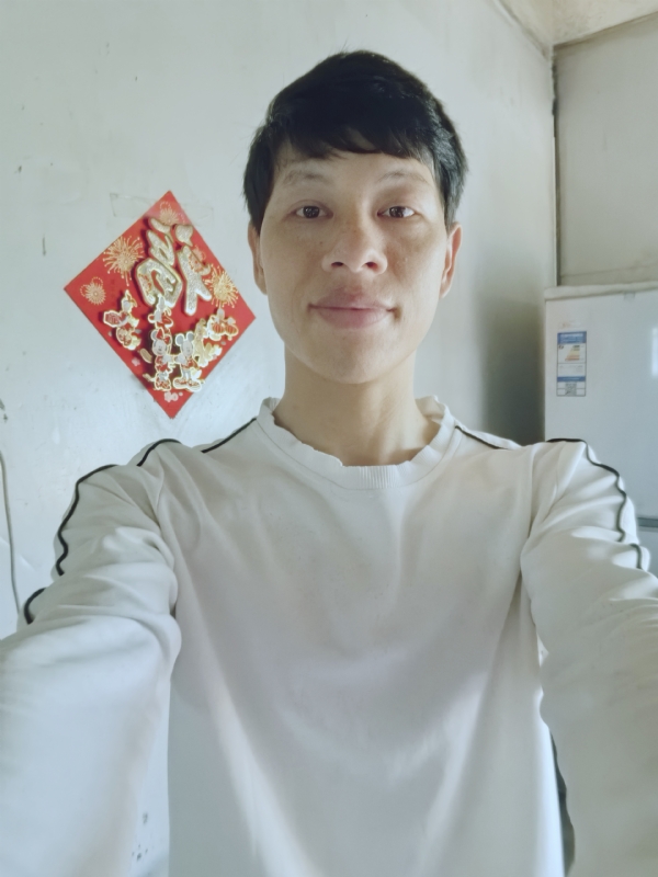 夏风微凉的第一张照片--乌鲁木齐相亲服务中心