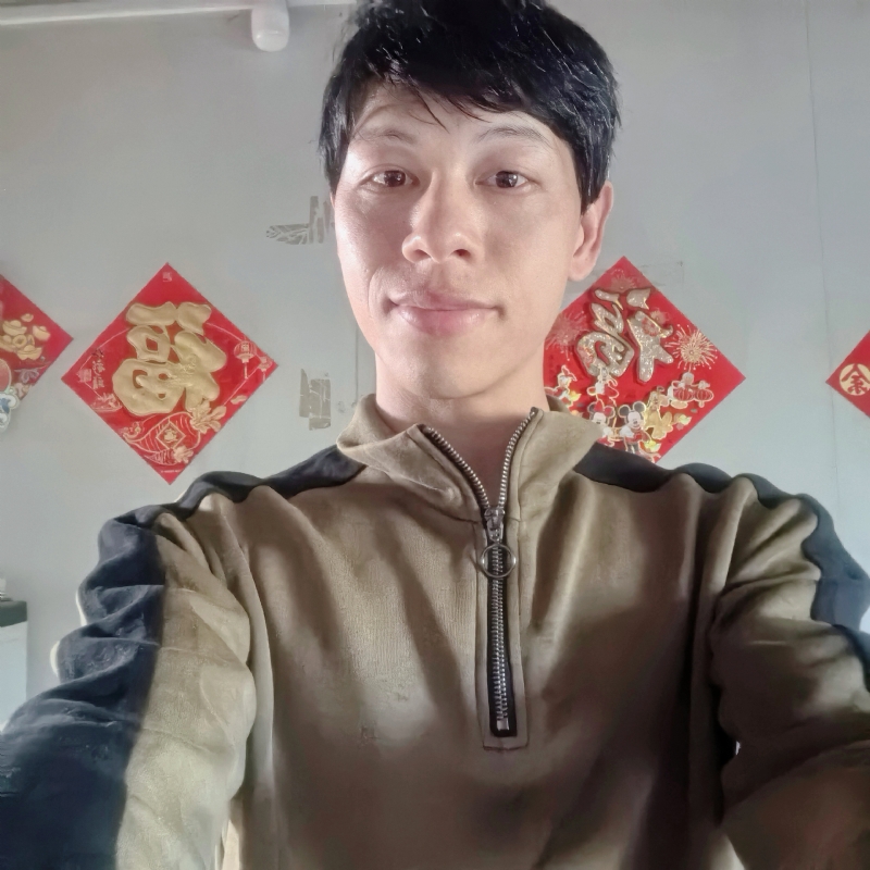 夏风微凉的第二张照片--乌鲁木齐相亲服务中心