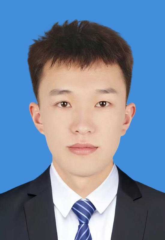 东子的第一张照片--乌鲁木齐相亲服务中心
