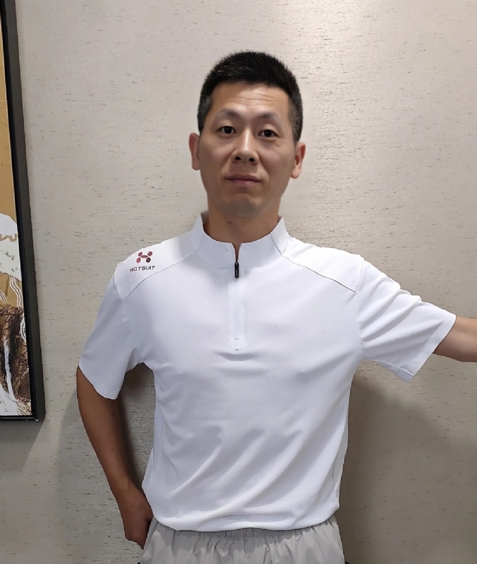 红旗下长大的第一张照片--乌鲁木齐相亲服务中心